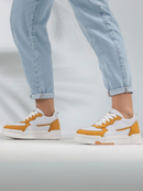 Tênis Sneaker Feminino Jade Casual GuGi Branco Com Detalhes de Camurça Solado Confort 623-GG